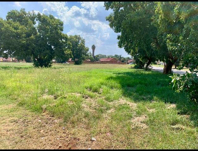 LAND FOR SALE IN KLIPPOORTJIE